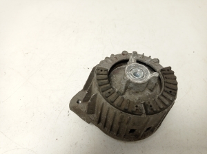 Mercedes Benz C-Class 204 (2007–2014) Mootoripadi A2122404217 - 2