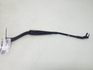 Windshield wiper arm - A2048200044