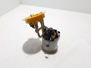 VOLVO V60 (2018–2026) Kütusepump paagis 31478634 - 3