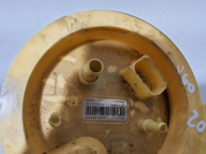 VOLVO V60 (2018–2026) Kütusepump paagis 31478634 - 4