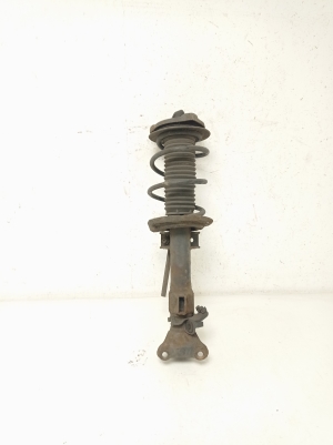 Mercedes Benz C-Class 204 (2007–2014) Eesmine amortisaator A2043207366 - 3