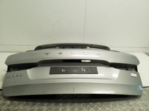 VOLVO XC60 (2017–2026) Tagaluuk - 2