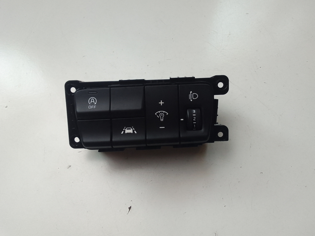 Kia Sportage (2016–2021) Headlight leveling switch 93700F1MY0WK Kia Sportage (2016–2021) Headlight leveling switch 93700F1MY0WK