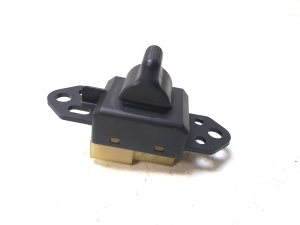 Rear vent window switch - 04685727AB