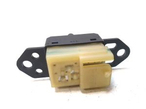 Chrysler Grand Voyager IV (2001–2007) Rear vent window switch 04685727AB - 4