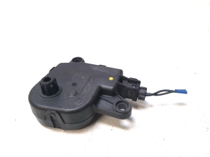 Heater flap actuator - 04885465AAC