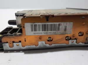 RENAULT Clio II (1998–2005) Radio (head unit) 8200057681 - 4