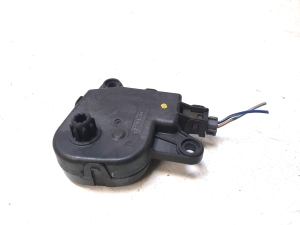 Heater flap actuator - 04885465AAC