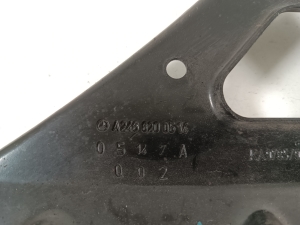 Mercedes Benz CLA-Class W117 (2013–2019) Muu kinnitus A2466200514 - 2