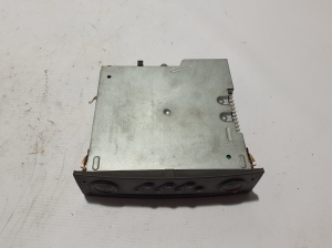RENAULT Megane II (2002–2009) Radio (head unit) 8200367486 - 4