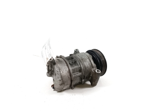 Mercedes Benz CLA-Class W117 (2013–2019) Konditsioneeri kompressor A0038304460 - 4