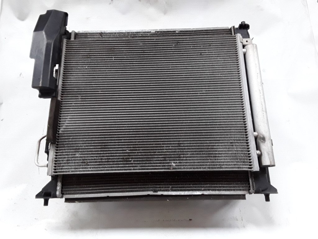 Kia Sportage (2016–2021) Radiator set and its parts 25304D7120