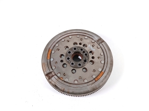 Mercedes Benz CLA-Class W117 (2013–2019) Siduri hooratas A2700301005 - 3