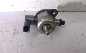 Volkswagen Golf VI (2008–2013) Kraftstoffpumpe 06H127025M - 2