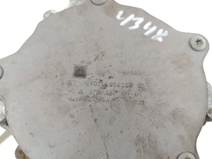 Mercedes Benz CLA-Class W117 (2013–2019) Vaakumpump A2701800901 - 2