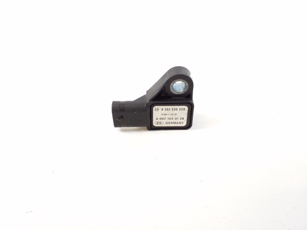 Mercedes Benz GL-Class 166 (2012–2015) Other sensor A0071533128 Mercedes Benz GL-Class 166 (2012–2015) Other sensor A0071533128