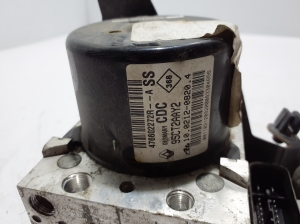 RENAULT Megane III (2008–2016) ABS plokk 476602272R - 2