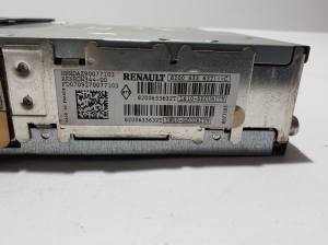 RENAULT Modus (2004–2012) Autoraadio 8200633632 - 3