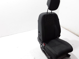 RENAULT Megane III (2008–2016) Front seat and its parts - 2