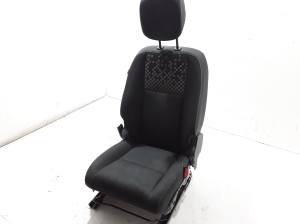 RENAULT Megane III (2008–2016) Esiiste ja selle osad - 3