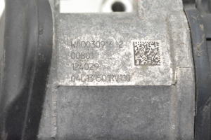 Volkswagen Tiguan (2007–2016) Ventil Abgasrückführung 04L131501RV110 - 4