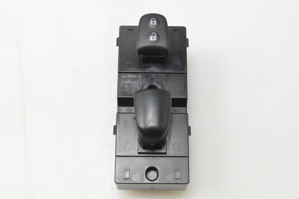 NISSAN Juke F15 (2010–2018) Esiukse klaaslüliti 254111KA5A NISSAN Juke F15 (2010–2018) Esiukse klaaslüliti 254111KA5A