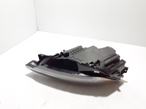 VOLVO XC60 (2017–2026) Esituli 32337391 - 3
