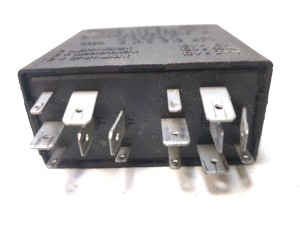AUDI A6 C5 (1997–2005) Relee 5KG00656800  301 - 2