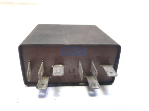 AUDI A6 C4 (1994–1997) Relais 447907393B - 2
