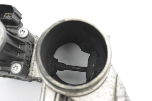  EGR valve 