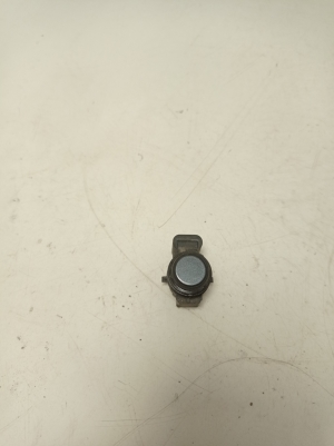 Parkošanās sensors aizmugurē - 9261613