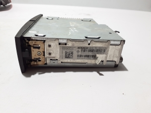 RENAULT Clio III (2005–2012) Radio / CD-Player / DVD-Player / Navigation 8200401291 - 2