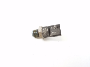 Fuel rail pressure sensor - A0041536728