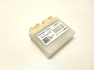 BMW i4 G26 (2022–2026) Parking system control unit 5A70A60 - 3