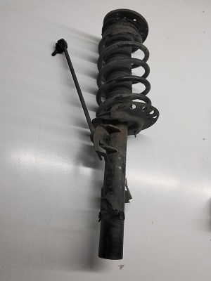 Land Rover Freelander (2006–2014) Front shock absorber and its components AH5218045AB - 2