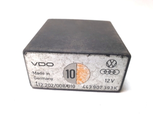 AUDI 80 [B4] (1986–1991) Relais 412202008010  443907393K - 3