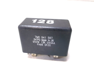 AUDI A6 C5 (1997–2005) Relee 7M0941597  128 - 3
