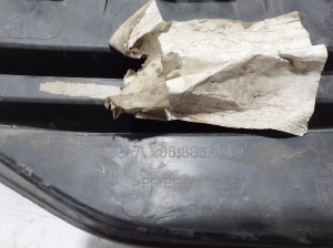 Mercedes Benz C-Class 206 (2021–2026) Priekšējā bampera apakšējā reste A2068854205 - 3