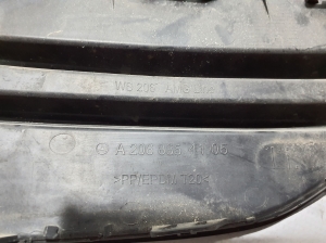 Mercedes Benz C-Class 206 (2021–2026) Nebelscheinwerferabdeckung vorne A2068854105 - 3