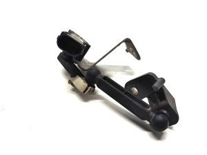 BMW i4 G26 (2022–2026) Andur tagumisel rummul 6895466 - 5