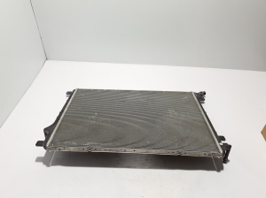 Mercedes Benz C-Class 206 (2021–2026) Motorkühler A0995009900 - 3