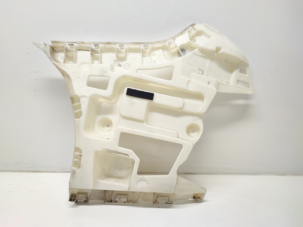 BMW i4 G26 (2022–2026) Rear bumper bracket 51128078585 BMW i4 G26 (2022–2026) Rear bumper bracket 51128078585