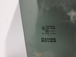 Land Rover Range Rover IV (2012–2026) Aizmugurējo sānu durvju stikls LR043951 - 2