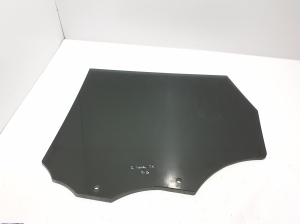 Land Rover Range Rover IV (2012–2026) Aizmugurējo sānu durvju stikls LR043951 - 4
