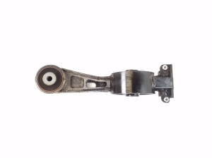 LEXUS RX GGL1 (2009–2015) Engine mount 1236331070 - 3
