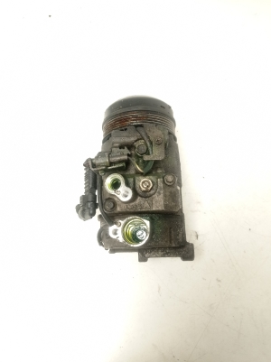 Mercedes Benz C-Class 204 (2007–2014) Konditsioneeri kompressor A0032308711 - 5