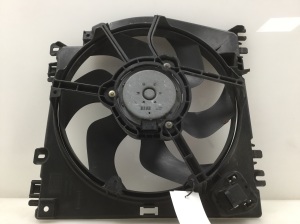 NISSAN Note E11 (2005–2014) Cooling fan and its parts 21481AY610 - 3