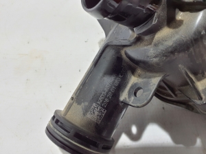 Land Rover Range Rover IV (2012–2026) Kühlmittelthermostat K6D38575AA - 5