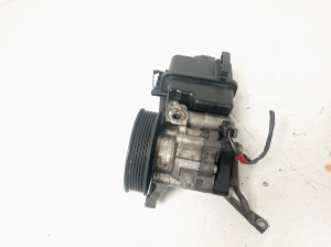  Power steering pump 