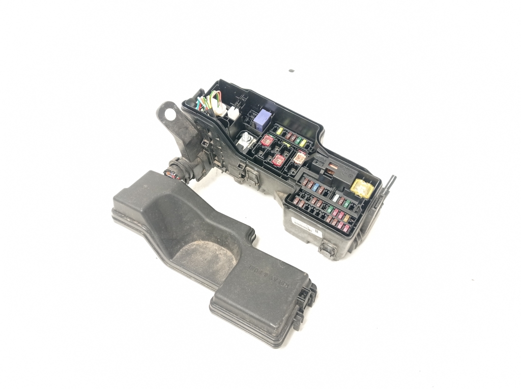 TOYOTA Aygo B40 (2014–2026) Fuse boxes 821110HP50A TOYOTA Aygo B40 (2014–2026) Fuse boxes 821110HP50A